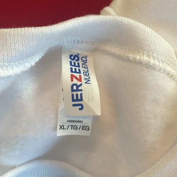 Fruit of the Loom Sweatshirt - Picture 5 of 5